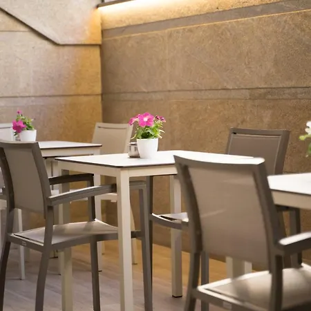 Apartamentos Calle Cuba Vigo